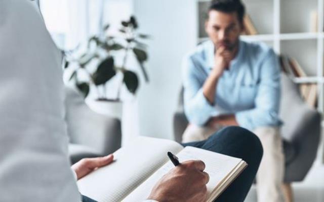 身体疼痛就贴药布、擦药膏?缓解酸痛必知的“停、看、听”,使用相关药品前该知道的 3 件事 内容图4 女神网-大潮社TV实时追踪属于女人新资讯的综合网站! 身体疼痛就贴药布、擦药膏?缓解酸痛必知的“停、看、听”,使用相关药品前该知道的 3 件事 健康养生 图4张