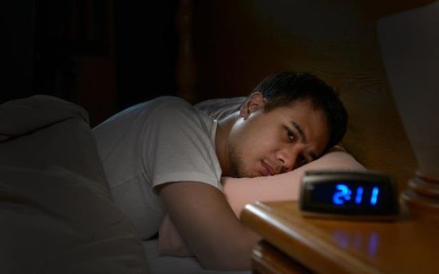 断开睡不好又没精神的循环!摆脱失眠的 5 个小方法,从生活做起、改善时间积累的坏习惯 内容图6 女神网-大潮社TV实时追踪属于女人新资讯的综合网站! 断开睡不好又没精神的循环!摆脱失眠的 5 个小方法,从生活做起、改善时间积累的坏习惯 健康养生 图6张