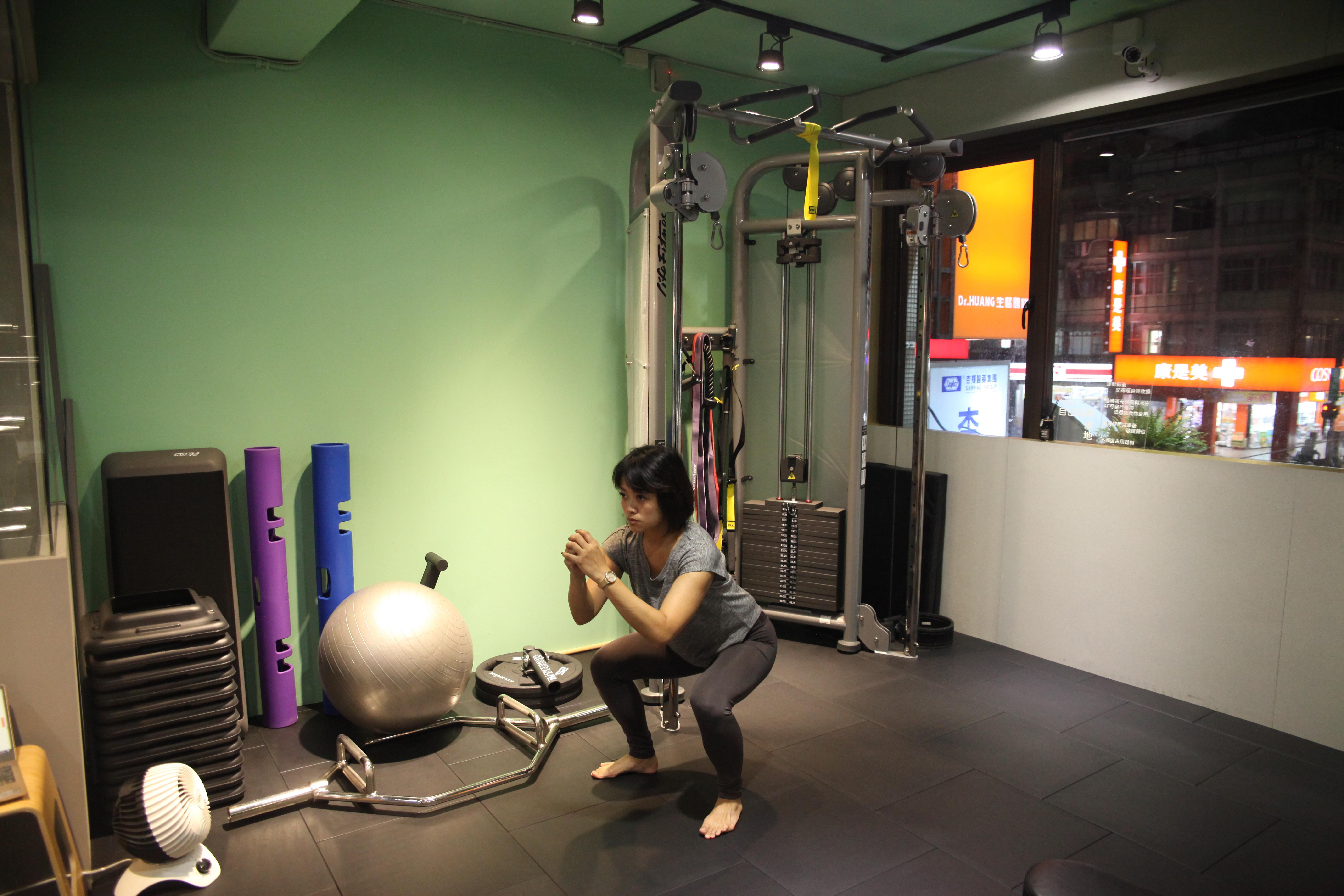 夏日健身首选!冷气房也能做的拳击 3 步骤,甩脂爆汗锻肌力 内容图4 女神网-大潮社TV实时追踪属于女人新资讯的综合网站! IMG_9176