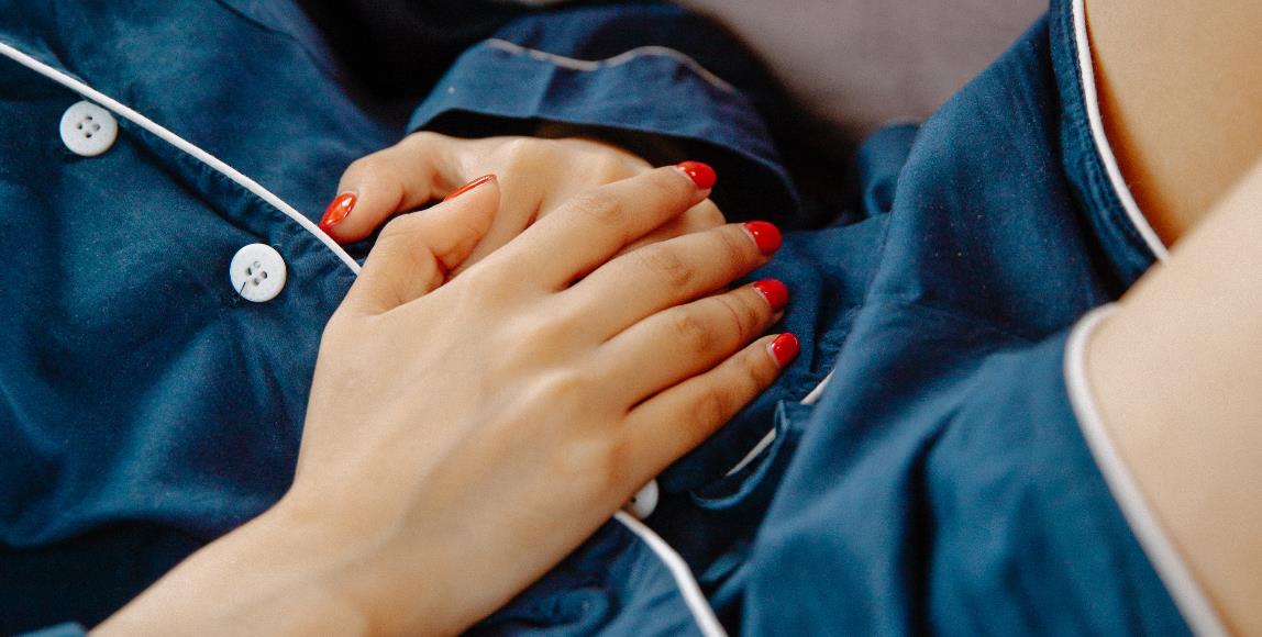 改善经前的坏脾气:月经关乎女性一生健康,首要解决经痛和更年期障碍 内容图1 女神网-大潮社TV实时追踪属于女人新资讯的综合网站! 改善经前的坏脾气:月经关乎女性一生健康,首要解决经痛和更年期障碍 健康养生 图1张