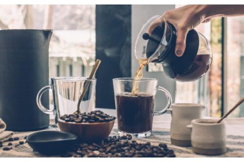 喝咖啡好处多多：内含成分能促进代谢，有效降低肝硬化与罹癌风险