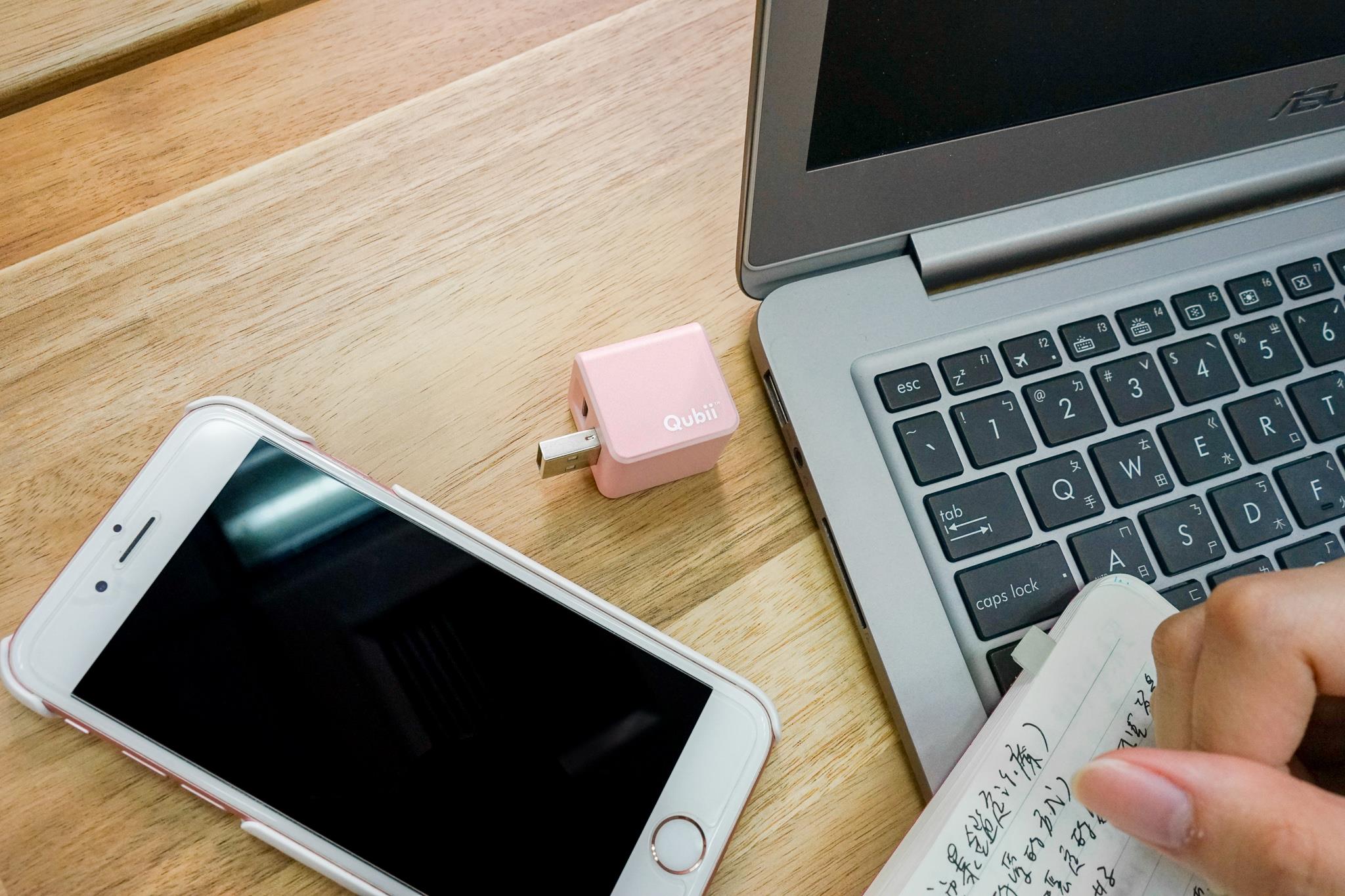 悲剧!重要时刻手机容量却不够?“备份神器”解决 OL 族们忙碌生活的 3 窘境! 内容图4 女神网-大潮社TV实时追踪属于女人新资讯的综合网站! 悲剧!重要时刻手机容量却不够?“备份神器”解决 OL 族们忙碌生活的 3 窘境! 家庭学堂 图4张