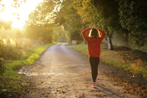 一日之计在于晨：起床第一件事别再滑手机！快改掉这些不知不觉养成的“日常坏习惯”