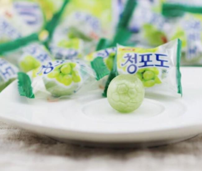 Trick or treat!10 种进口糖果购买清单,快找同事、老板来场万圣节狂欢 Party 内容图9 女神网-大潮社TV实时追踪属于女人新资讯的综合网站! FotoJet - 2019-10-28T175634.926