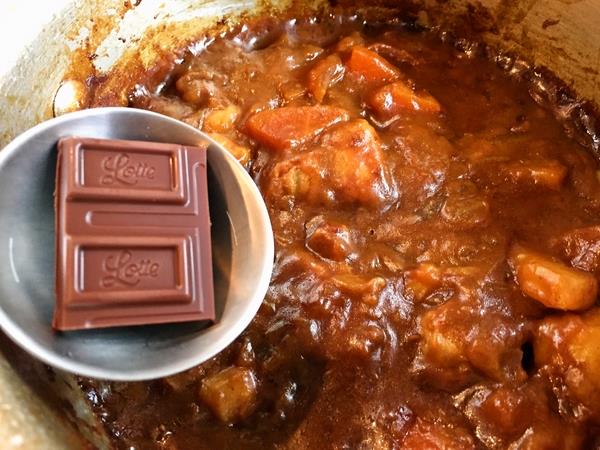 是什么让咖哩变得更好吃了?8 个让家常咖哩变得浓郁香醇的“隐藏版”秘诀 内容图2 女神网-大潮社TV实时追踪属于女人新资讯的综合网站! 20160308105618.jpg