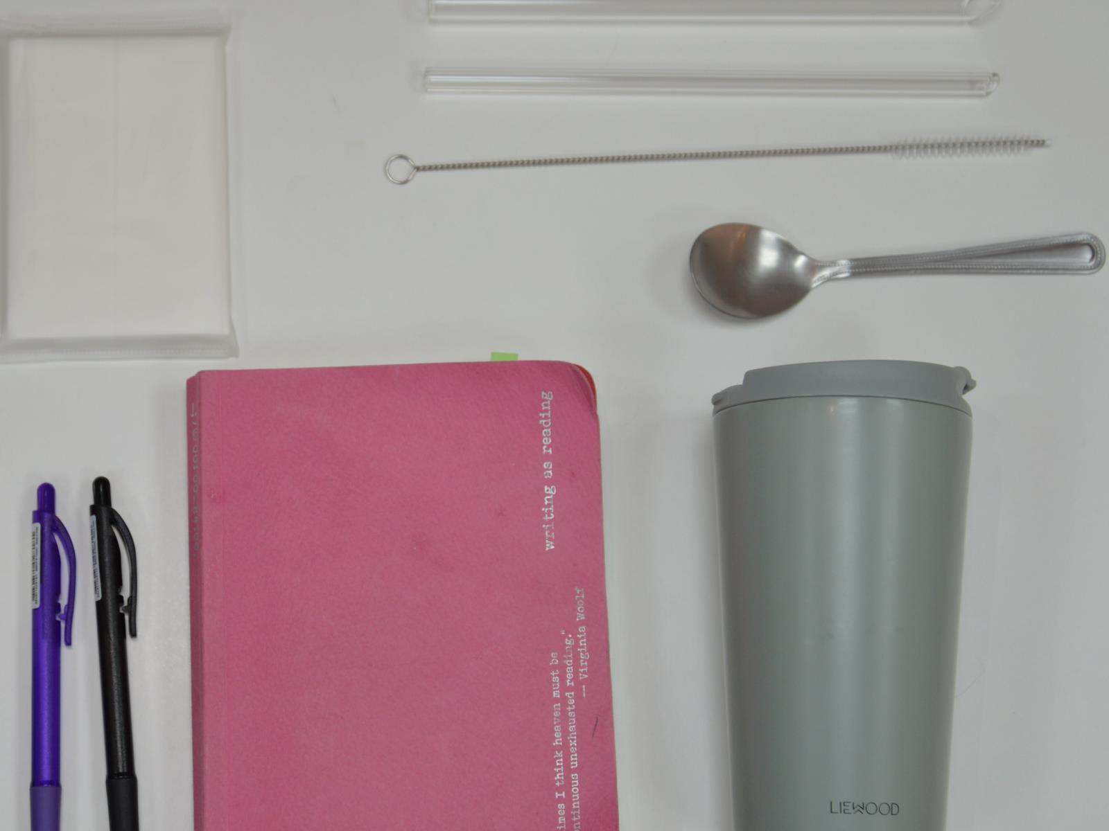 What’s in 药师’s bag?想要出门在外万无一失,“这些”救急物品一定要记得带! 内容图6 女神网-大潮社TV实时追踪属于女人新资讯的综合网站! image8.jpg