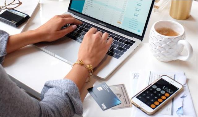 改掉“先花费,后储蓄”的坏习惯!养成 5 个理财好习惯,脱离月光族群 内容图4 女神网-大潮社TV实时追踪属于女人新资讯的综合网站! 改掉“先花费,后储蓄”的坏习惯!养成 5 个理财好习惯,脱离月光族群 家庭学堂 图4张