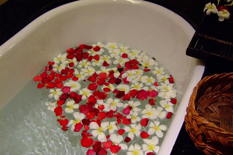 今晚,泡个温暖热水澡!给忙碌疲劳的自己,来一场专属于你的舒压 BATH TIME 内容图3 女神网-大潮社TV实时追踪属于女人新资讯的综合网站! 今晚,泡个温暖热水澡!给忙碌疲劳的自己,来一场专属于你的舒压 BATH TIME 家庭学堂 图3张