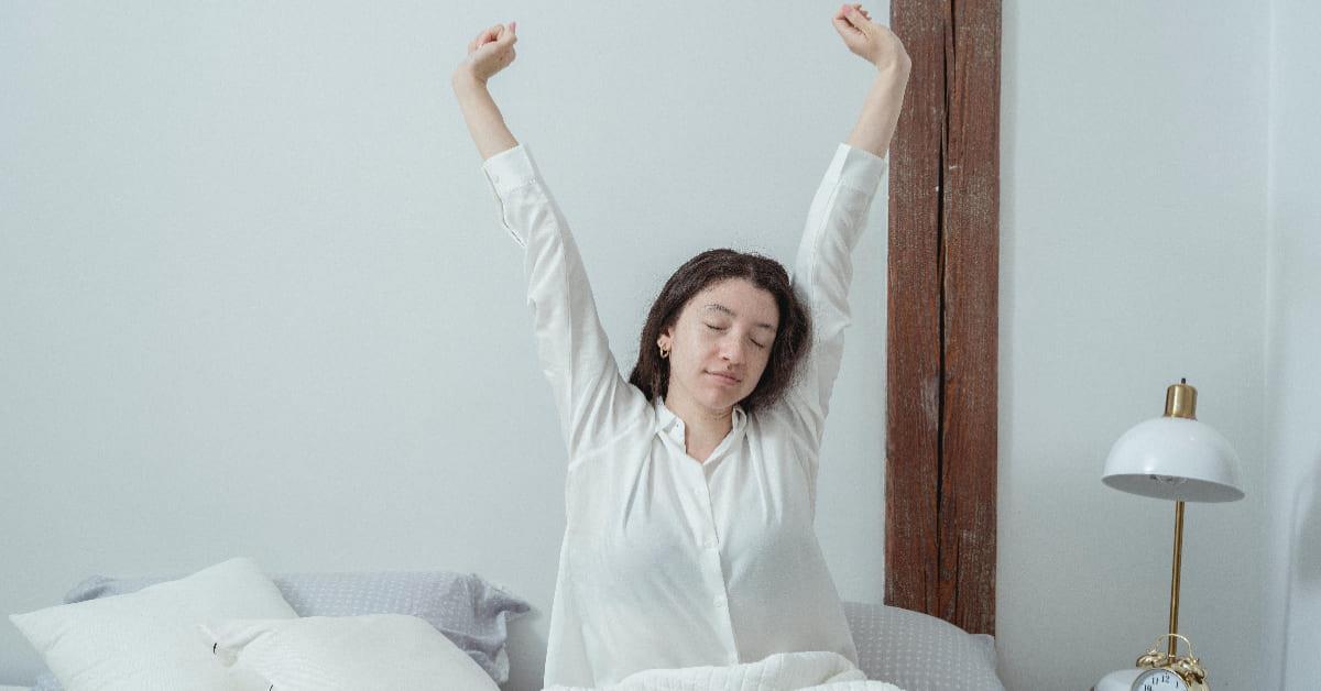 每天起床都像世界末日?6 招对抗冬季赖床的方法:远离床跟枕头、闹钟响后不再睡回笼觉 内容图6 女神网-大潮社TV实时追踪属于女人新资讯的综合网站! 每天起床都像世界末日?6 招对抗冬季赖床的方法:远离床跟枕头、闹钟响后不再睡回笼觉 家庭学堂 图6张