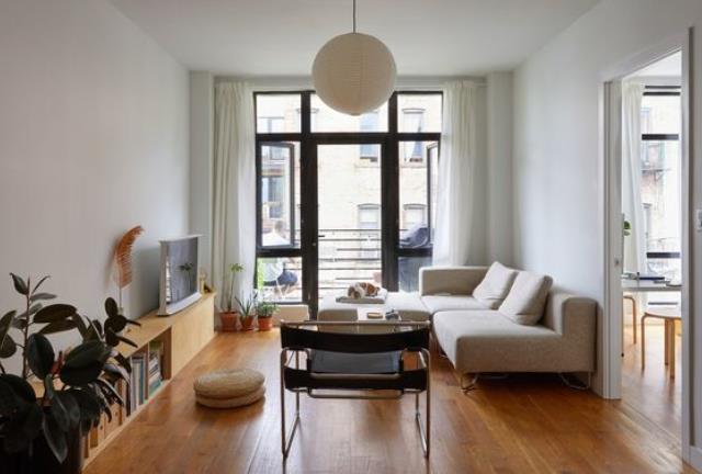 “租屋族”一定要知道的 4 件大事:室友挑选守则、看屋注意、合约细节…享受生活最佳品质 内容图7 女神网-大潮社TV实时追踪属于女人新资讯的综合网站! “租屋族”一定要知道的 4 件大事:室友挑选守则、看屋注意、合约细节…享受生活最佳品质 家庭学堂 图7张