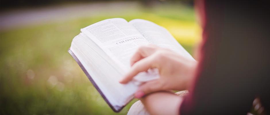 中国台湾知识型网红彭小六教你没时间时可以如何阅读,一小时内读完一本书(上) 内容图1 女神网-大潮社TV实时追踪属于女人新资讯的综合网站! 中国台湾知识型网红彭小六教你没时间时可以如何阅读,一小时内读完一本书(上) 女人观点 图1张