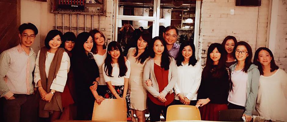 献给女孩的品酒会&酒商背后的故事 内容图1 女神网-大潮社TV实时追踪属于女人新资讯的综合网站! 献给女孩的品酒会&酒商背后的故事 女人观点 图1张