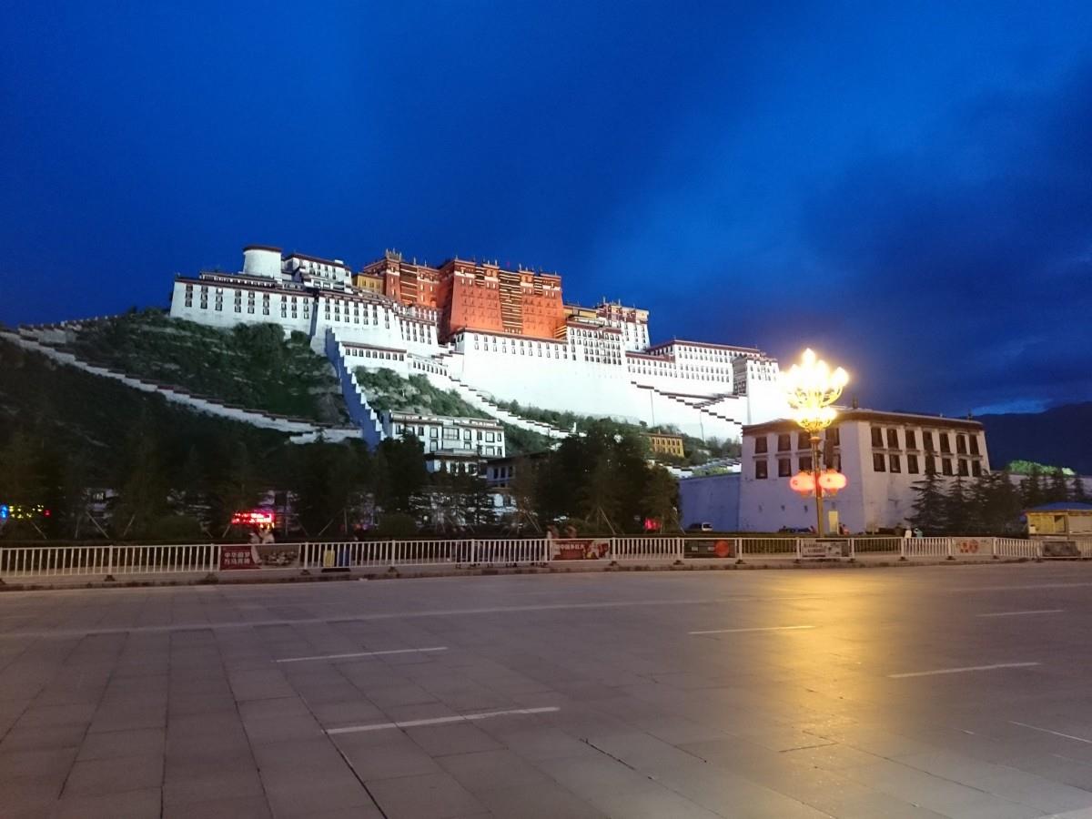 【各行各业的她】护理师:人生一定要把握当下! 内容图4 女神网-大潮社TV实时追踪属于女人新资讯的综合网站! 20226330_1961946197152624_1457768186_o