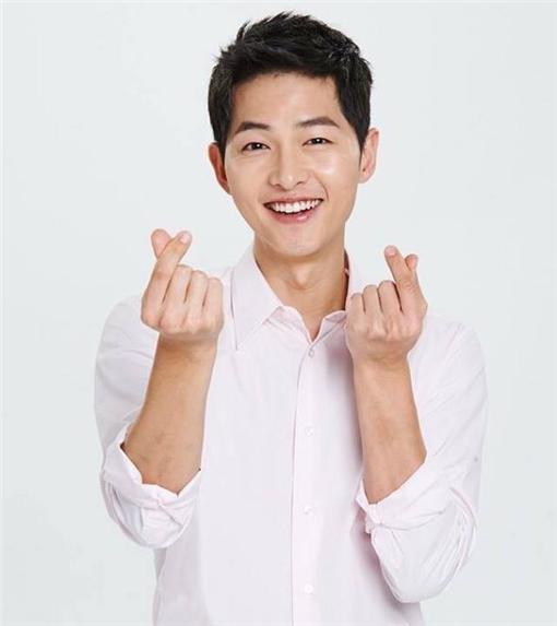 宋仲基 & 宋慧乔:对于一见锺情这件事,我该道歉,还是结婚? 内容图4 女神网-大潮社TV实时追踪属于女人新资讯的综合网站! CP_5