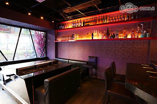 谁说情人节不能一个人?五家超高级单身烧肉店!大口吃肉、烧酒一次满足! 内容图2 女神网-大潮社TV实时追踪属于女人新资讯的综合网站! 03