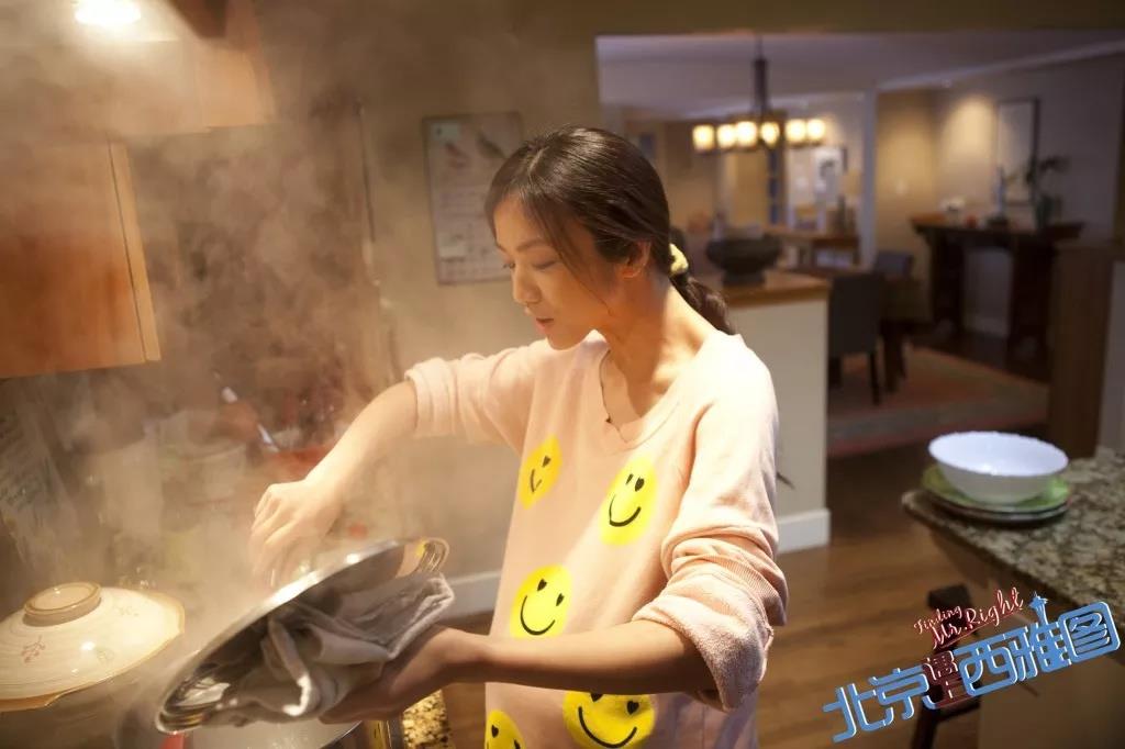 丈夫外遇的对象竟是自己亲姊妹,为何“好女人”总是伤的最深? 内容图2 女神网-大潮社TV实时追踪属于女人新资讯的综合网站! 丈夫外遇的对象竟是自己亲姊妹,为何“好女人”总是伤的最深? 女人观点 图2张