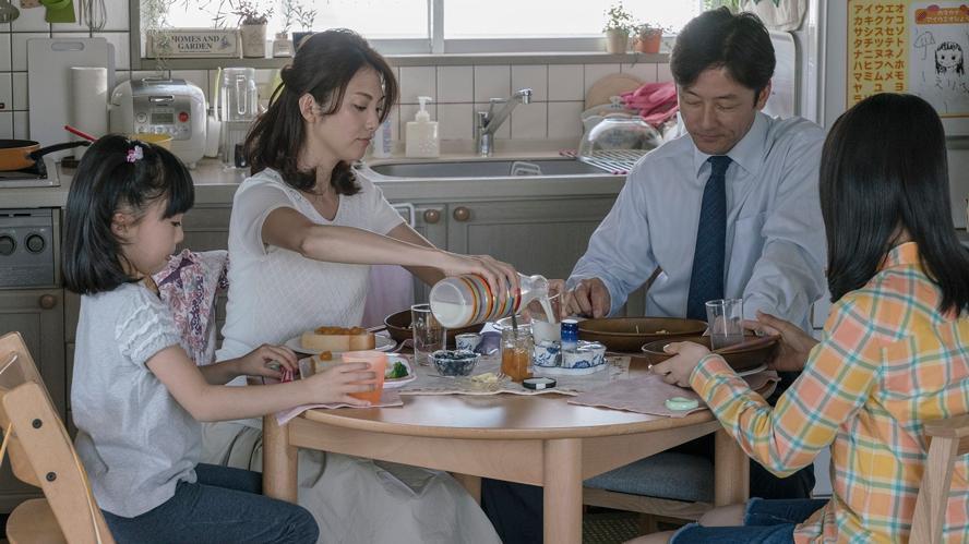 丈夫外遇的对象竟是自己亲姊妹,为何“好女人”总是伤的最深? 内容图3 女神网-大潮社TV实时追踪属于女人新资讯的综合网站! 丈夫外遇的对象竟是自己亲姊妹,为何“好女人”总是伤的最深? 女人观点 图3张