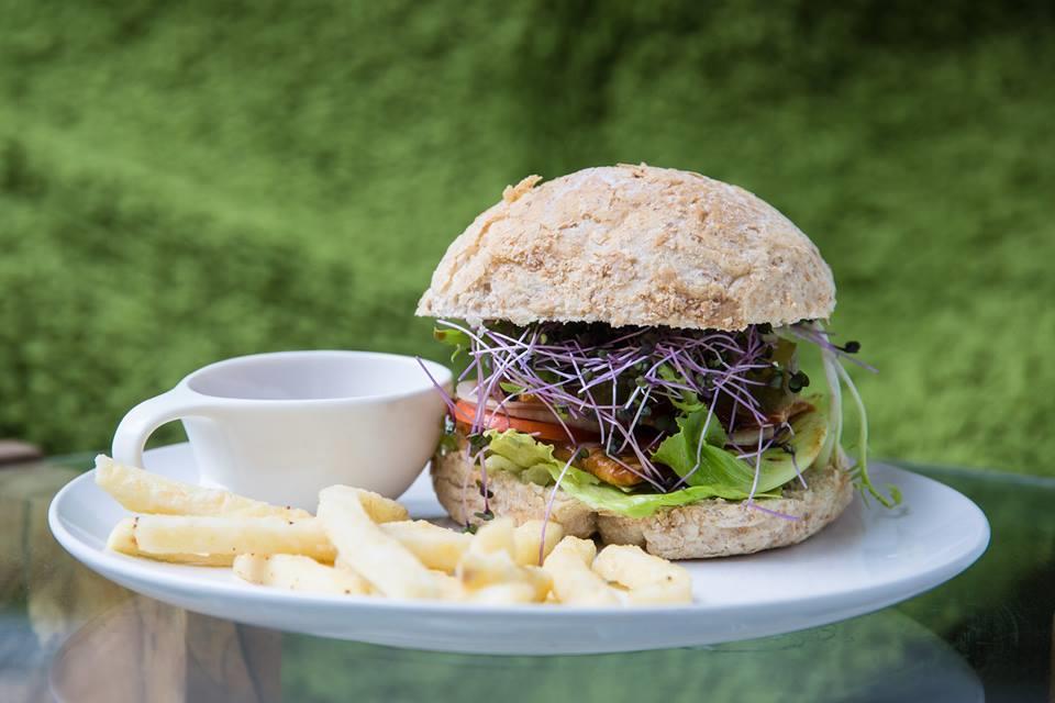 餐点全“不煎不炸”,这家南非蔬食餐厅要用纯天然食材惊艳你的味觉! 内容图7 女神网-大潮社TV实时追踪属于女人新资讯的综合网站! 餐点全“不煎不炸”,这家南非蔬食餐厅要用纯天然食材惊艳你的味觉! 女人观点 图7张