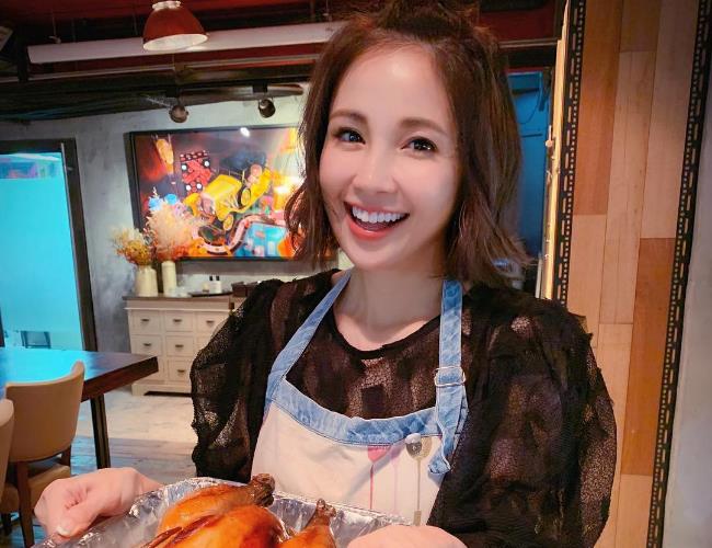 锺欣怡当妈后更懂得爱自己!9 大金句点醒现代女人价值观:“婚姻经营是种磨合” 内容图8 女神网-大潮社TV实时追踪属于女人新资讯的综合网站! FotoJet - 2019-08-29T093711.864