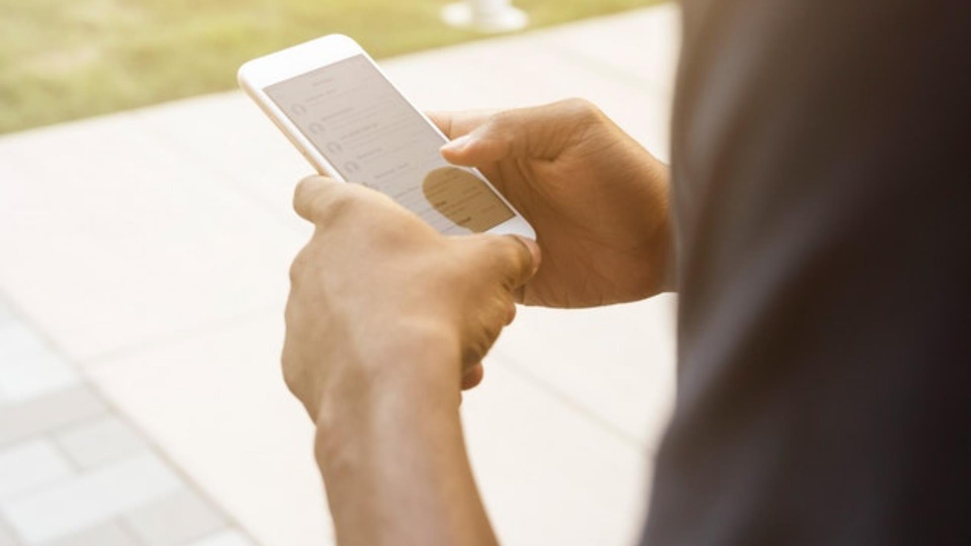 【家暴迷云】潜入受暴者的内心顾虑,才发现“你为什么不选择离开?”这回应有多粗暴! 内容图6 女神网-大潮社TV实时追踪属于女人新资讯的综合网站! FotoJet (3).jpg