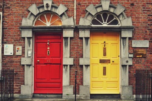 谁说生涯发展只能二选一？“洪氏加法”教你跳脱困境，牢牢掌握人生的主控权