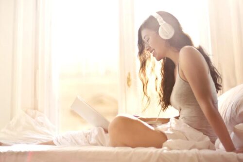 灵魂慢生活：慢下来是一门学问，一种内心的修炼，一趟练习放下的旅程