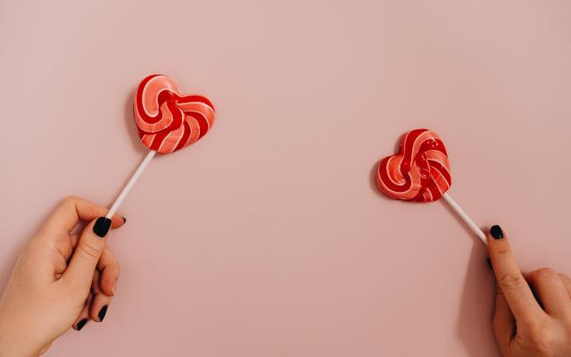 谈感情,因你我不同而完美:在爱里,我们是天空和海洋,不一样却很漂亮 内容图3 女神网-大潮社TV实时追踪属于女人新资讯的综合网站! 谈感情,因你我不同而完美:在爱里,我们是天空和海洋,不一样却很漂亮 女人观点 图3张