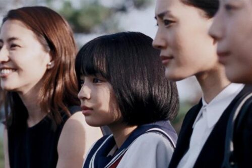 第一次被人喊大姐的那天，思路乍然而止：就算时光飞逝，也要舒服自信的老着