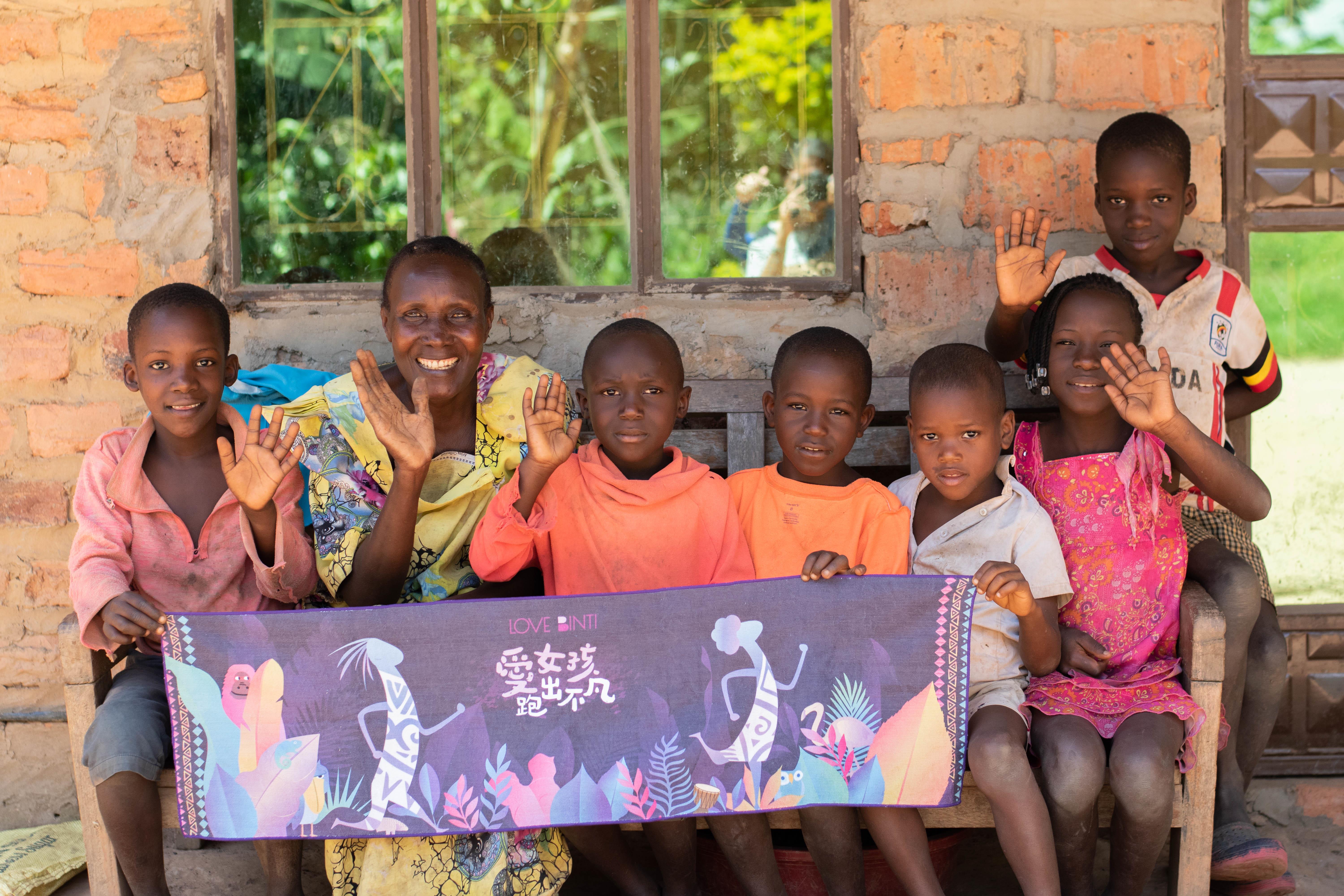 为女孩起跑!“2022 爱女孩跑出不凡”公益路跑:让她们也能为自己人生而跑 内容图2 女神网-大潮社TV实时追踪属于女人新资讯的综合网站! 为女孩起跑!“2022 爱女孩跑出不凡”公益路跑:让她们也能为自己人生而跑 女人观点 图2张