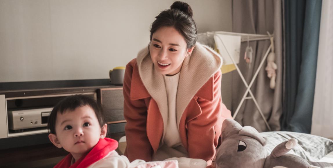 “当妈后,你还是你自己。”给育儿路上辛苦的我们:在过渡期里勇敢、在成长期里学习 内容图1 女神网-大潮社TV实时追踪属于女人新资讯的综合网站! “当妈后,你还是你自己。”给育儿路上辛苦的我们:在过渡期里勇敢、在成长期里学习 女人观点 图1张