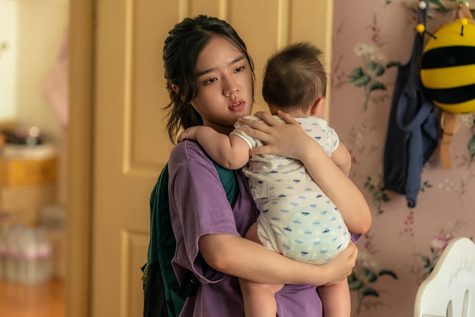 “当妈后,你还是你自己。”给育儿路上辛苦的我们:在过渡期里勇敢、在成长期里学习 内容图4 女神网-大潮社TV实时追踪属于女人新资讯的综合网站! “当妈后,你还是你自己。”给育儿路上辛苦的我们:在过渡期里勇敢、在成长期里学习 女人观点 图4张