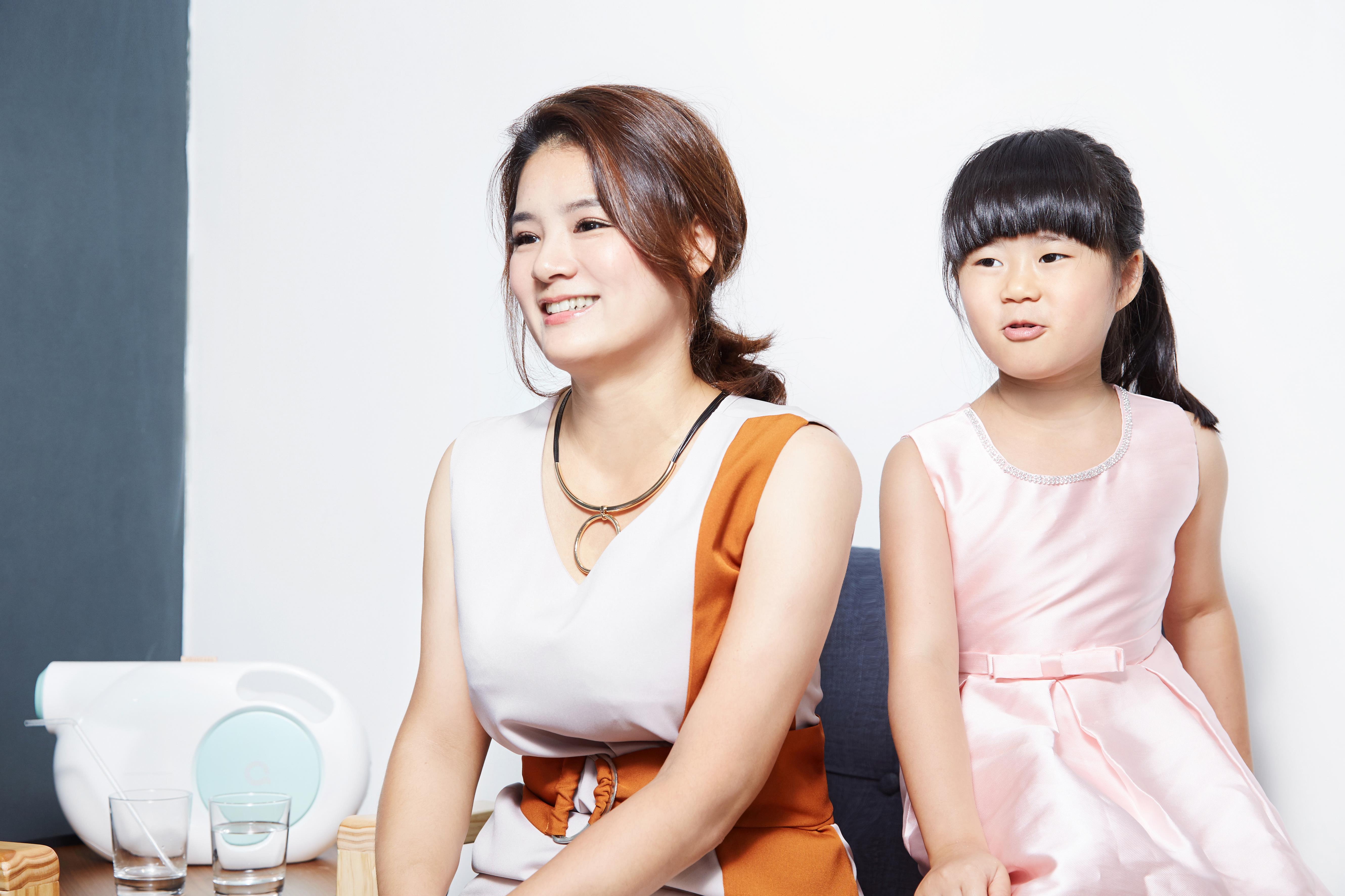 全职妈妈自创抗菌品牌 AQUECARE 创造人生新目标:“女人可以选择全心投入每个阶段,但不失自我!” 内容图6 女神网-大潮社TV实时追踪属于女人新资讯的综合网站! 全职妈妈自创抗菌品牌 AQUECARE 创造人生新目标:“女人可以选择全心投入每个阶段,但不失自我!” 更多学堂 图6张