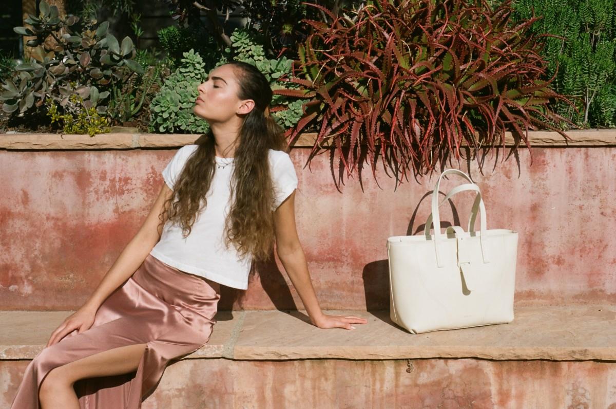 前硅谷女从科技业转时尚界:“想像余生都要做着相同事情时,如果仍不害怕,就去做吧!” 内容图4 女神网-大潮社TV实时追踪属于女人新资讯的综合网站! iuOxHXKsC4MvJh7wlh44hTUdum1arZ5g8zgOJvM4DiY