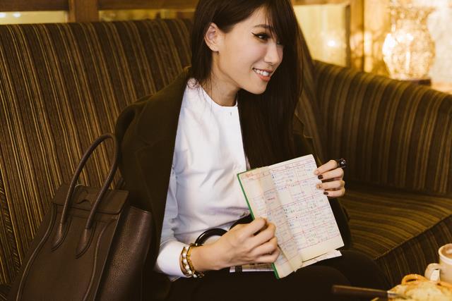 身兼多职的时尚部落客 MillyQ:“只要默默努力地做,即便是在角落也会发光!” 内容图10 女神网-大潮社TV实时追踪属于女人新资讯的综合网站! MillyQ10.jpg