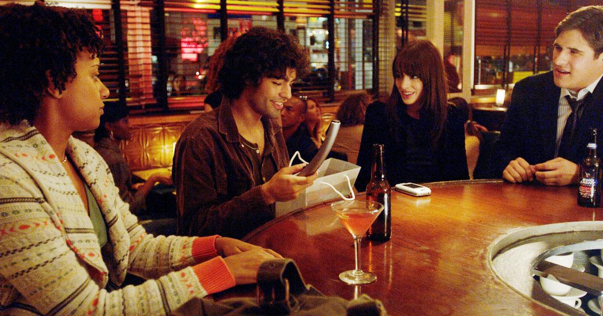 同事可以当朋友吗?学会“区分等级”界线,双向付出建立好人缘! 内容图2 女神网-大潮社TV实时追踪属于女人新资讯的综合网站! -5