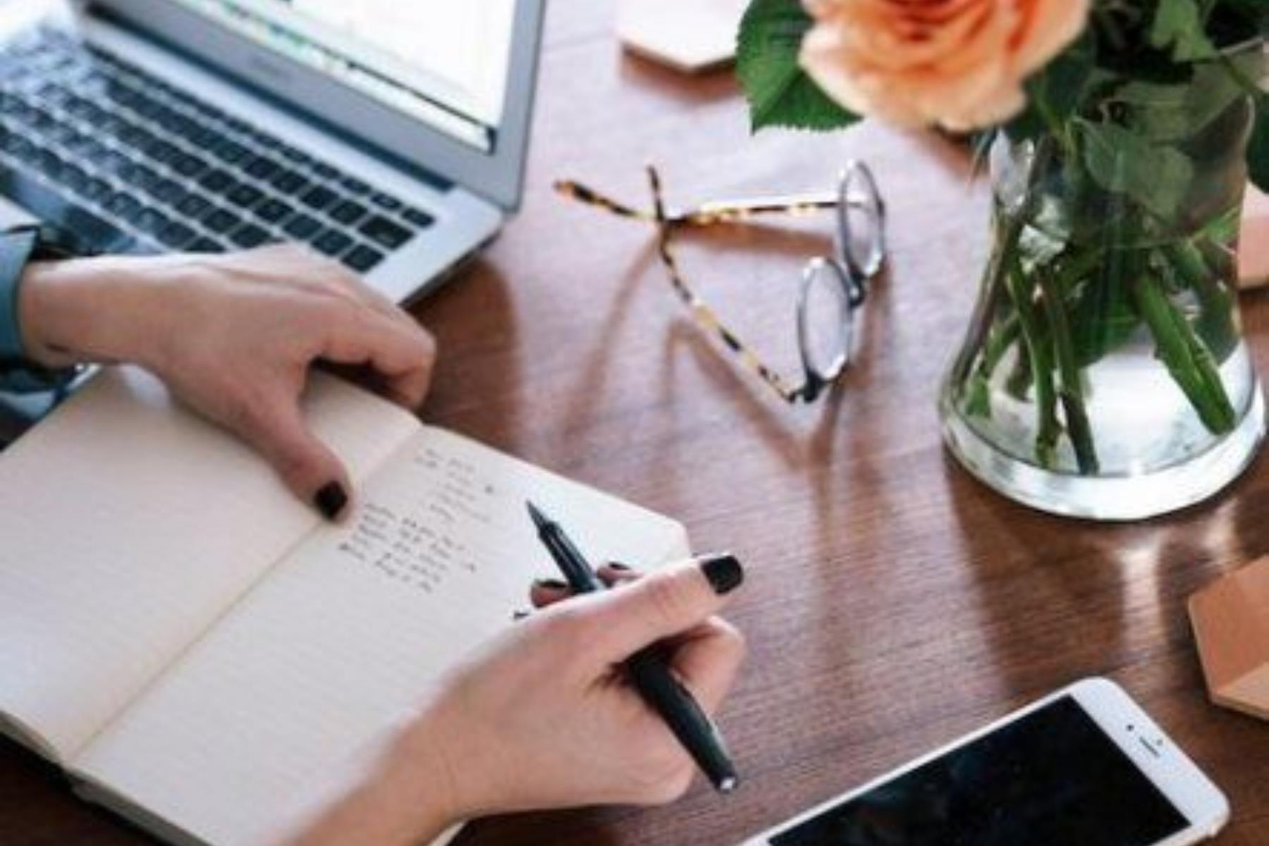 待业是种人生等待!5 个方法让你脱离焦虑,改变目前职场处境的不快乐 内容图3 女神网-大潮社TV实时追踪属于女人新资讯的综合网站! FotoJet - 2020-03-10T110244.462