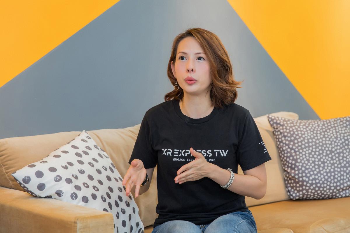 化不可能为可能!Digi Space 共创空间总经理 Cori 推动“虚拟产业” Make dreams come true 内容图4 女神网-大潮社TV实时追踪属于女人新资讯的综合网站! 化不可能为可能!Digi Space 共创空间总经理 Cori 推动“虚拟产业” Make dreams come true 更多学堂 图4张