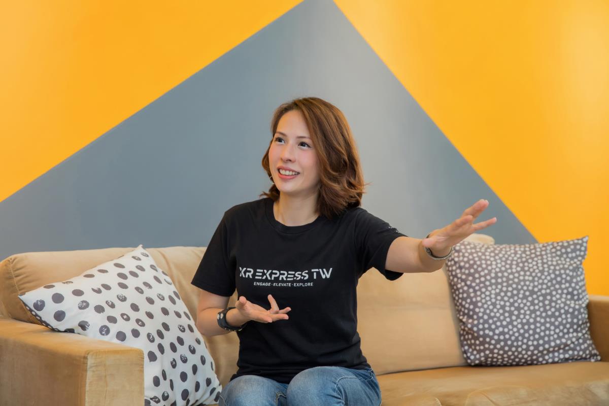 化不可能为可能!Digi Space 共创空间总经理 Cori 推动“虚拟产业” Make dreams come true 内容图7 女神网-大潮社TV实时追踪属于女人新资讯的综合网站! 化不可能为可能!Digi Space 共创空间总经理 Cori 推动“虚拟产业” Make dreams come true 更多学堂 图7张