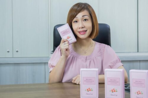你的美丽由我负责！New Cal 私密香创办人钟盈惠，用“由内而外”的保养概念帮助女人找回自信美