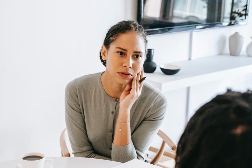 别再向同事疯狂抱怨工作:改将苦水倒向别处,维持你的职场印象分 内容图2 女神网-大潮社TV实时追踪属于女人新资讯的综合网站! 别再向同事疯狂抱怨工作:改将苦水倒向别处,维持你的职场印象分 更多学堂 图2张