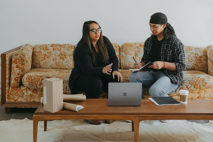 勿当态度“自以为是”的糟同事!与其跩跩地与人交恶,不如暖暖地以和为贵 内容图2 女神网-大潮社TV实时追踪属于女人新资讯的综合网站! 勿当态度“自以为是”的糟同事!与其跩跩地与人交恶,不如暖暖地以和为贵 更多学堂 图2张