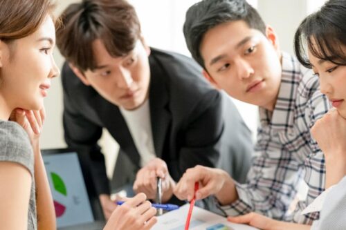 离职后该不该和前同事保持联络？建议平常心看待，让当下的缘分带着彼此相遇