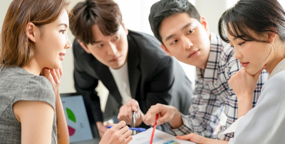 离职后该不该和前同事保持联络?建议平常心看待,让当下的缘分带着彼此相遇 内容图1 女神网-大潮社TV实时追踪属于女人新资讯的综合网站! 离职后该不该和前同事保持联络?建议平常心看待,让当下的缘分带着彼此相遇 更多学堂 图1张