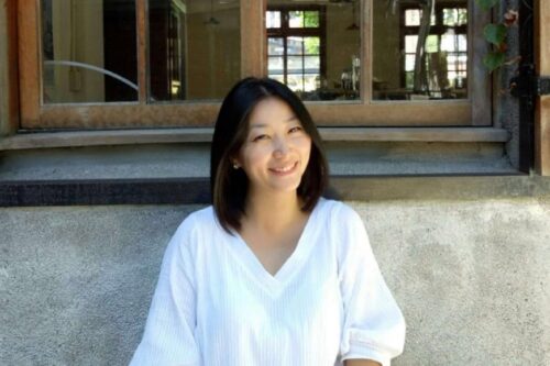 将逆境变成照亮生命的苹果光！整体造型师 Ann：“美从觉察自我开始”