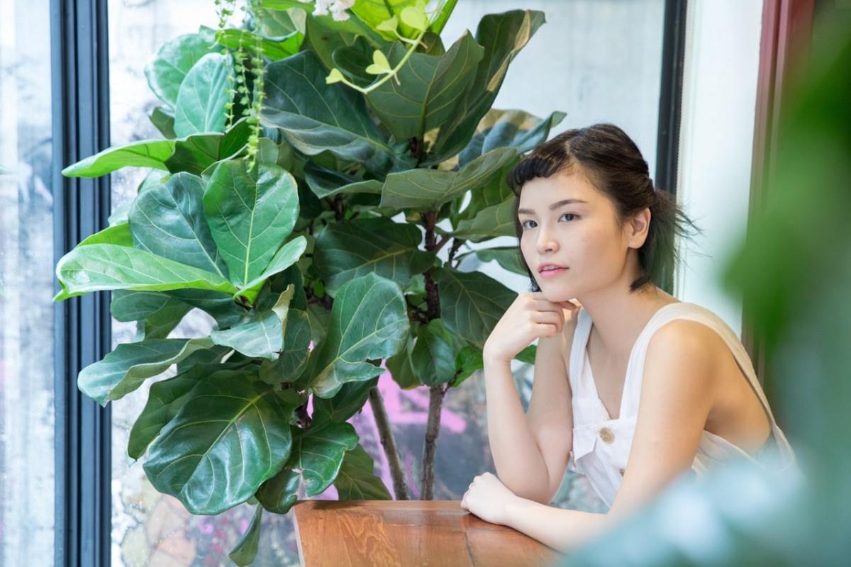 她不留前任任何物品:“有感情的是我们,不是旧物,留下旧物也留不住旧情。” 内容图3 女神网-大潮社TV实时追踪属于女人新资讯的综合网站! 她不留前任任何物品:“有感情的是我们,不是旧物,留下旧物也留不住旧情。” 专访故事 图3张