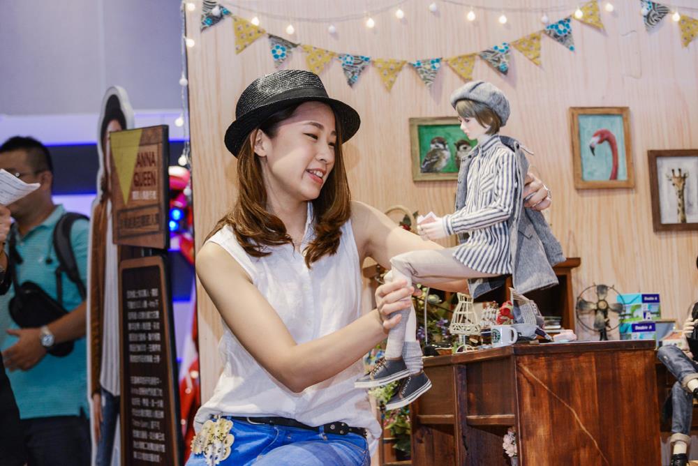 作品外销全球!“球体关节人形师”Anna 用 10 年打造人形娃娃王国 内容图2 女神网-大潮社TV实时追踪属于女人新资讯的综合网站! 作品外销全球!“球体关节人形师”Anna 用 10 年打造人形娃娃王国 专访故事 图2张