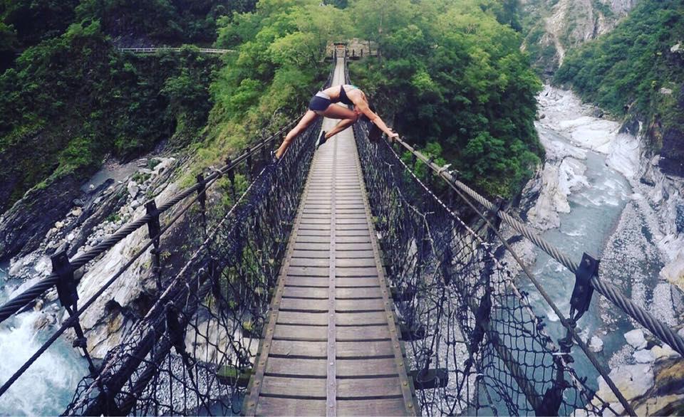 【各行各业的她】瑜伽老师 Ashley:这座城市已经够复杂,简单就是最好的生活方式! 内容图2 女神网-大潮社TV实时追踪属于女人新资讯的综合网站! 【各行各业的她】瑜伽老师 Ashley:这座城市已经够复杂,简单就是最好的生活方式! 专访故事 图2张