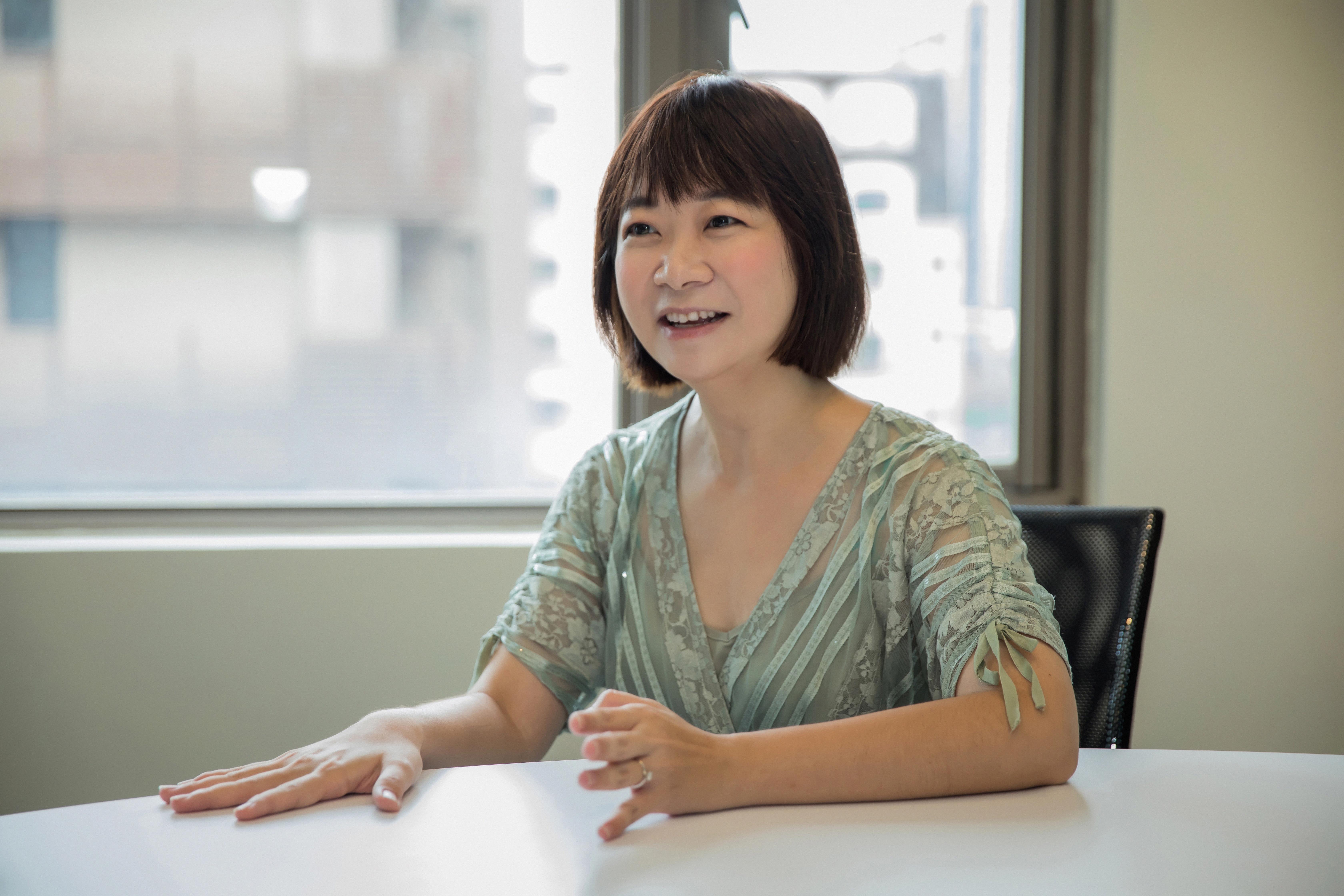 女人如同优雅的缎带!露比午茶创办人洪怡芳:“成就女性在每一个人生角色中绽放优雅,是件很幸福的事” 内容图6 女神网-大潮社TV实时追踪属于女人新资讯的综合网站! JOHN0973.jpg