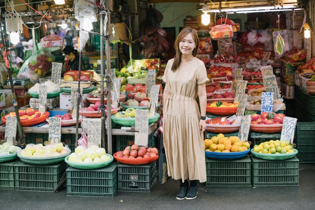 We are what we eat!香港女孩借由蔬食传递富饶的生活哲理:“人生可以走肉不走味!” 内容图6 女神网-大潮社TV实时追踪属于女人新资讯的综合网站! We are what we eat!香港女孩借由蔬食传递富饶的生活哲理:“人生可以走肉不走味!” 专访故事 图6张