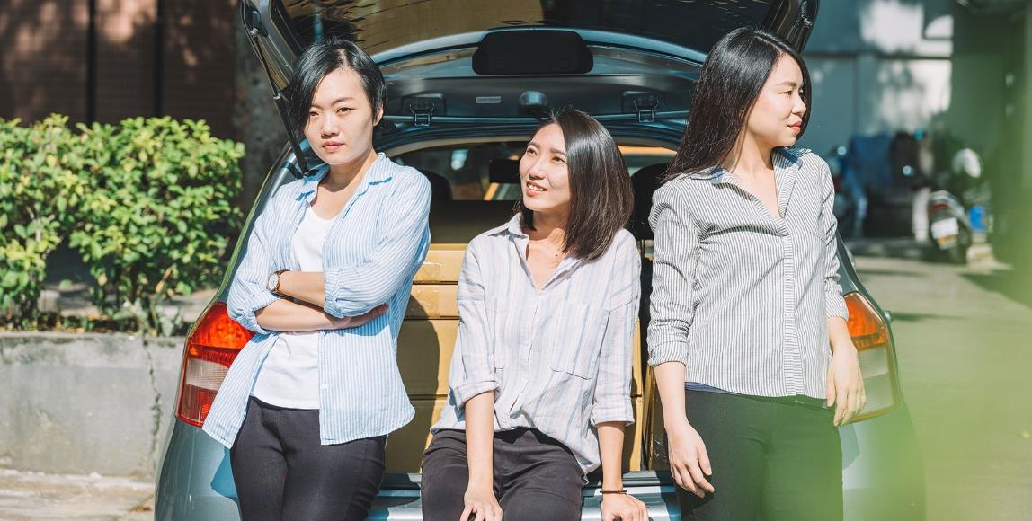 房子是租的,但生活不是!她们创立《走走家具》品牌,重新奠定人和家具间的情感温度 内容图1 女神网-大潮社TV实时追踪属于女人新资讯的综合网站! 房子是租的,但生活不是!她们创立《走走家具》品牌,重新奠定人和家具间的情感温度 专访故事 图1张